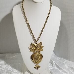Vintage ALAN1960's signed owl necklace gold tone 1.1701